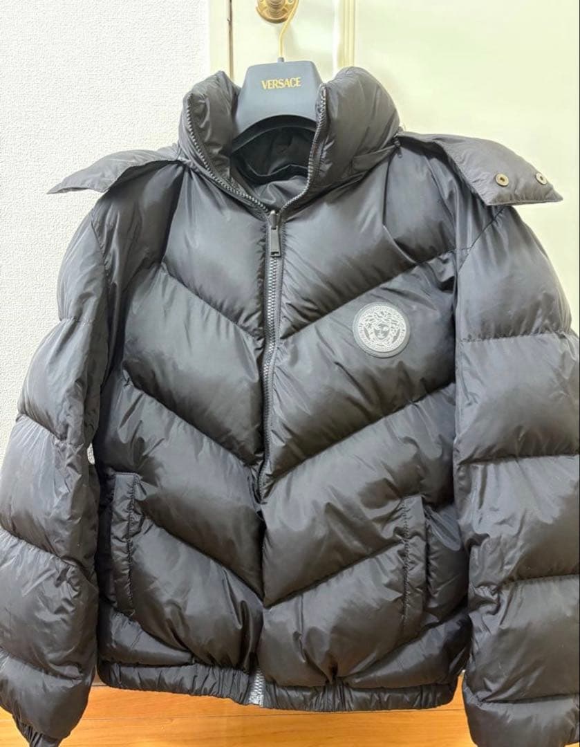 VERSACE ダウンジャケット リバーシブル