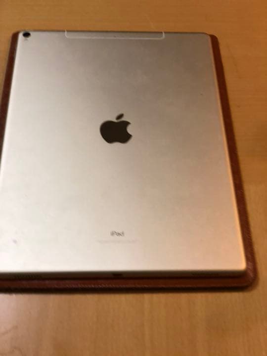 ipad pro 12.9インチ　第二世代MPA65J/A セルラー　256GB