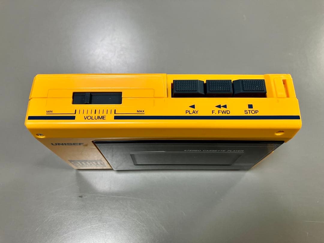 UNISEF ステレオカセットプレーヤー Z-1
