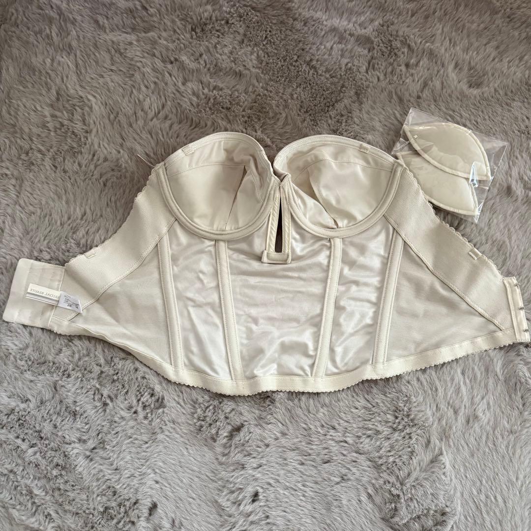 ブライダルインナービスチェ