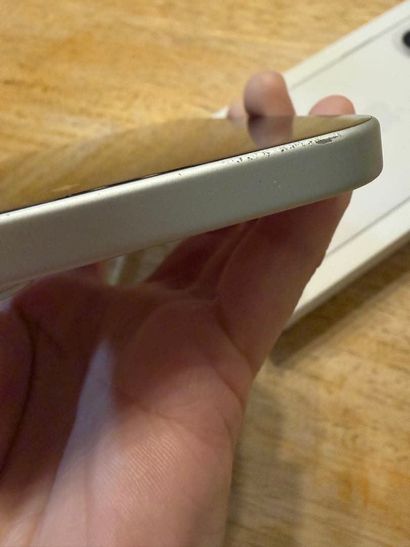 Apple iPhone 16ホワイト 本体