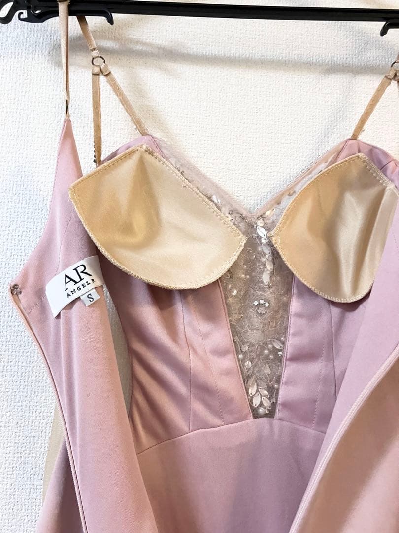 ビーズ装飾 Vネック タイトドレス ピンク