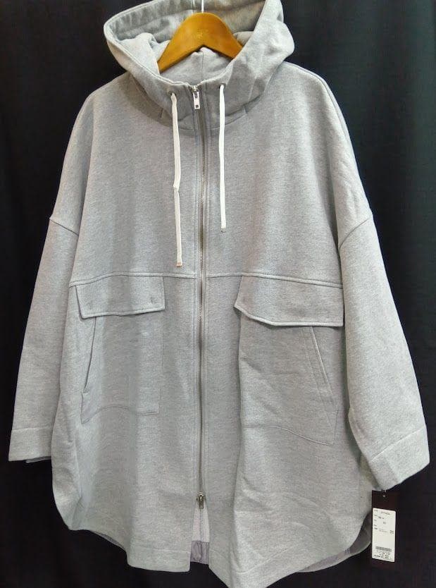 新品 ★FONTANA GRANDE /フォンタナグランデ ◎パーカー　38