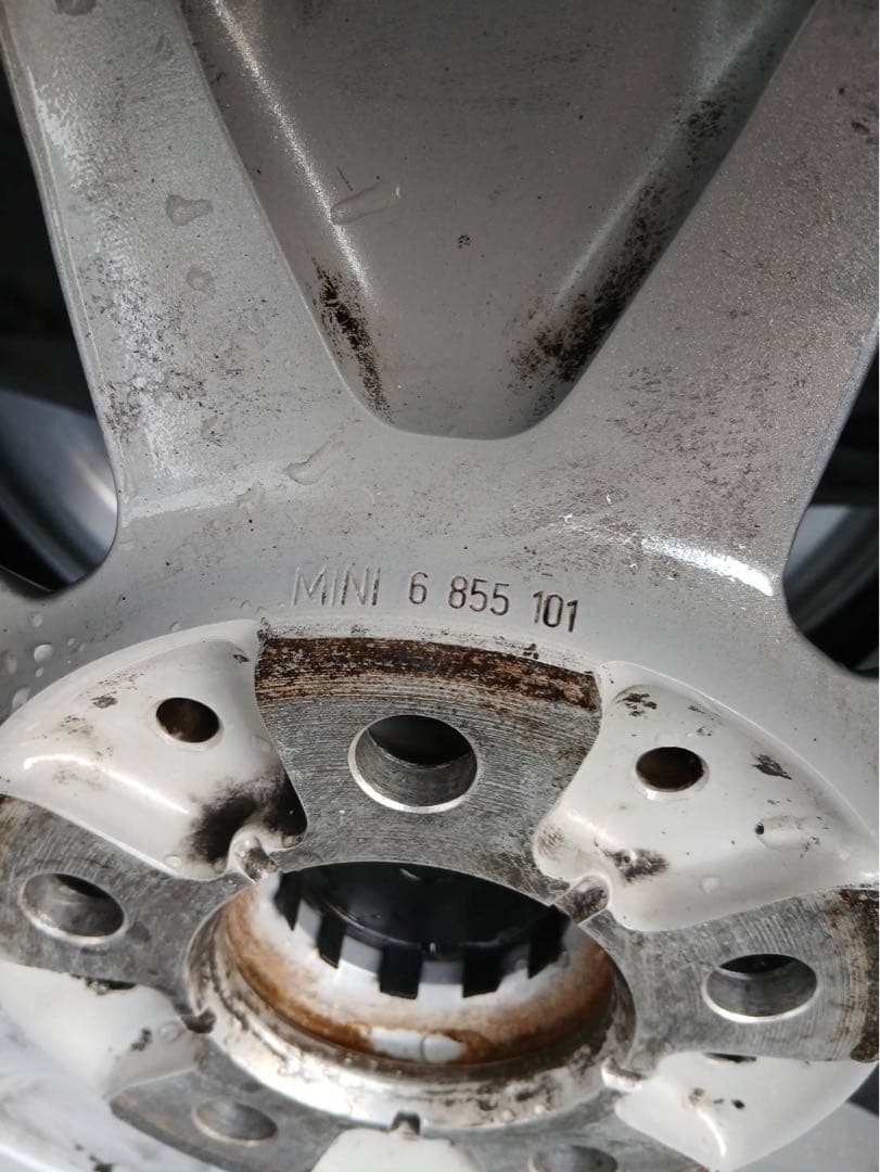 MINI 15インチホイールセット タイヤ（スタッドレス）センターキャップ付き