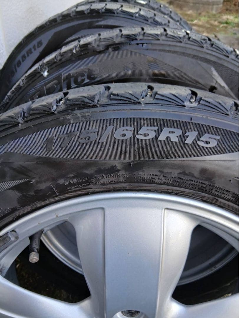 MINI 15インチホイールセット タイヤ（スタッドレス）センターキャップ付き