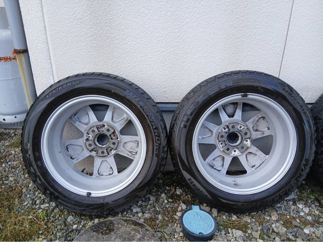 MINI 15インチホイールセット タイヤ（スタッドレス）センターキャップ付き