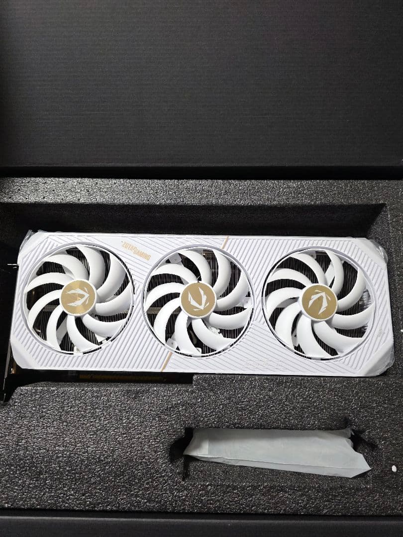 ZOTAC GAMING GeForce RTX 5090 ジャンク