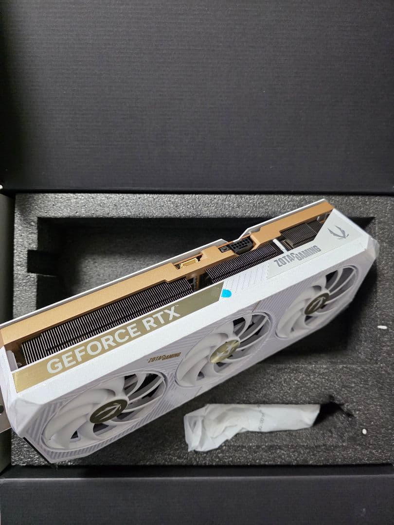 ZOTAC GAMING GeForce RTX 5090 ジャンク