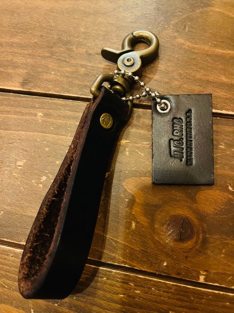 美品　HTC×ロンハーマンカリフォルニア　レザーキーホルダー