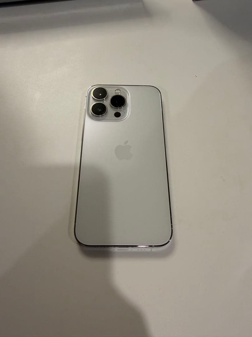 iPhoneシルバー13pro 256GB