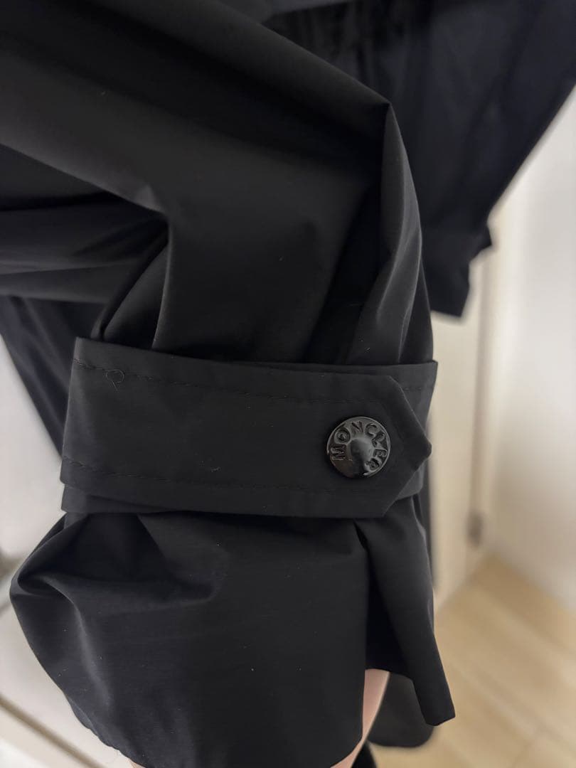 ｛美品｝MONCLER ブラック ナイロンコート