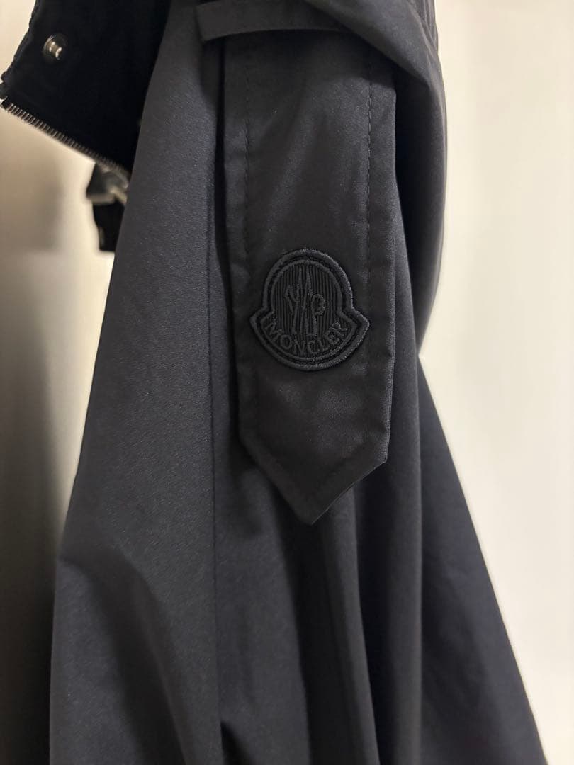 ｛美品｝MONCLER ブラック ナイロンコート
