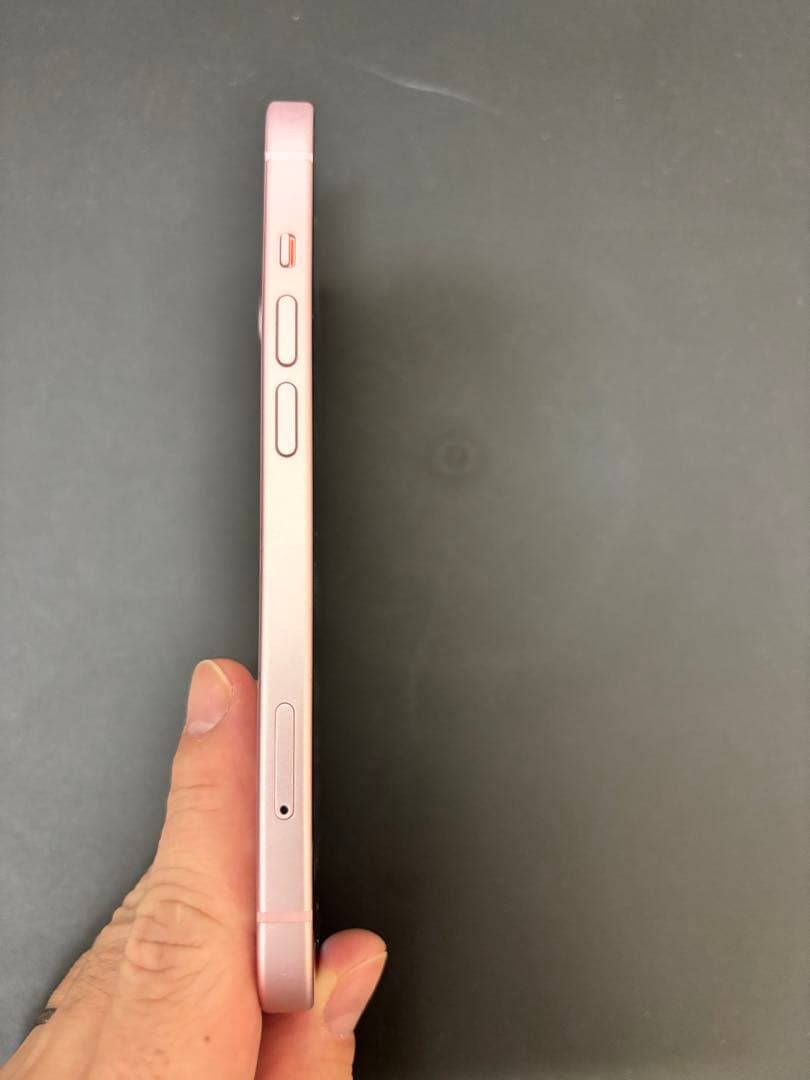 【最終値引】iPhone15 128GB SIMフリー　100% ピンク