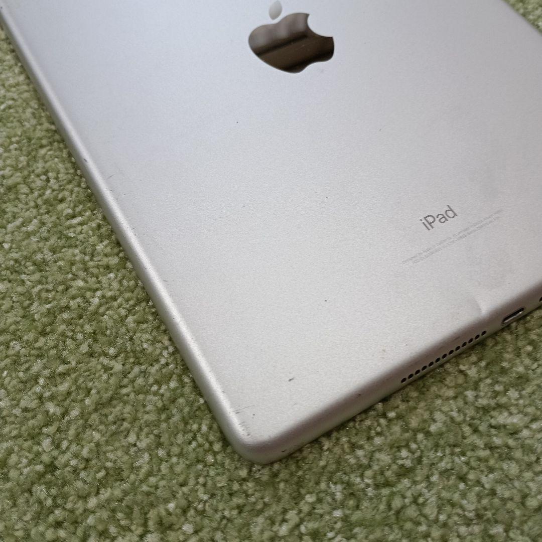 iPad 第6世代　32GB