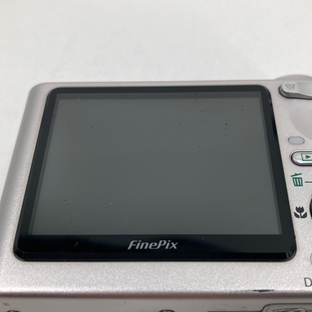 FUJIFILM　コンパクトデジタルカメラ　Finepix F11　ジャンク