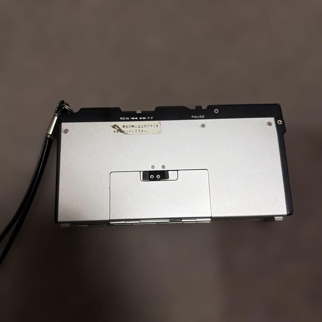 ジャンク　HITACHI VOICE RECORDER カセットプレーヤー