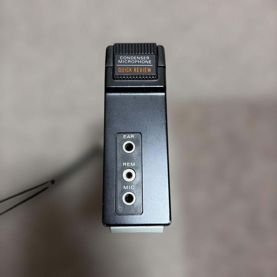 ジャンク　HITACHI VOICE RECORDER カセットプレーヤー