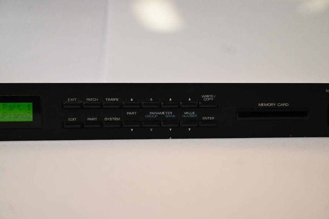 Roland D-110 ラックマウントMIDI音源モジュール