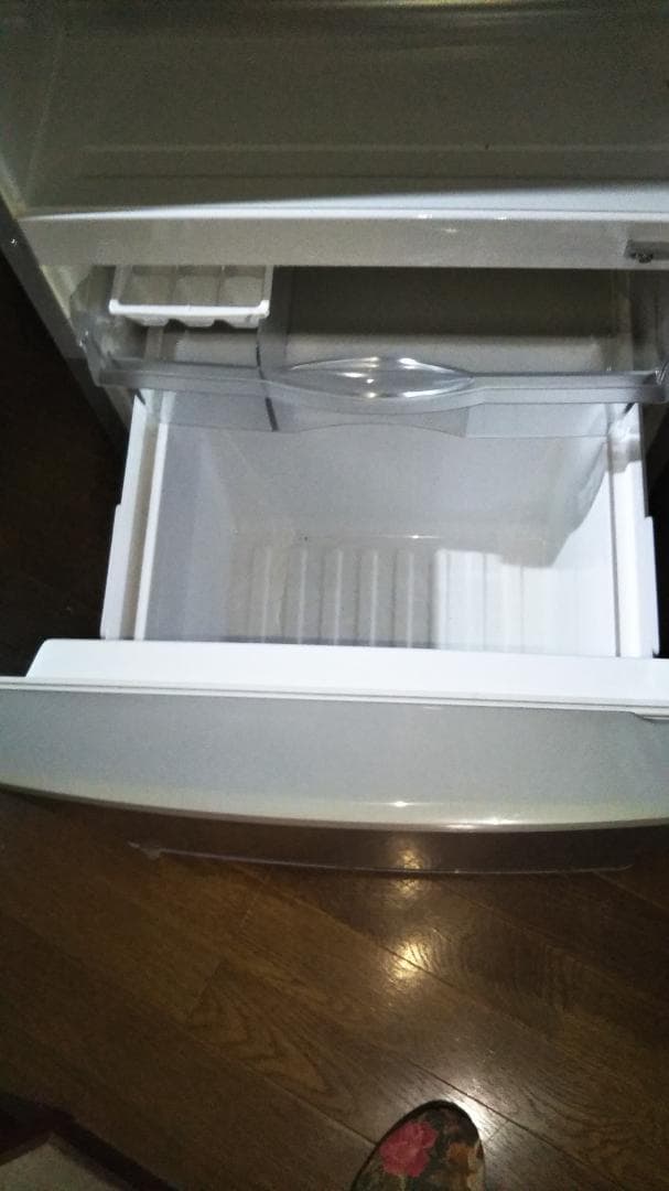 冷蔵庫・冷凍庫 Panasonic NR-B142W-S