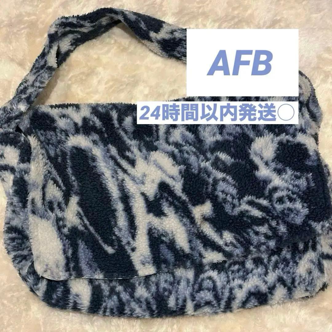 値下げAFB ABSOLUTELY FUCKING BITCH ショルダーバッグ