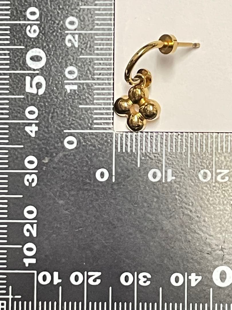 【匿名配送】LOUIS VUITTON 片耳　ピアス　❤︎