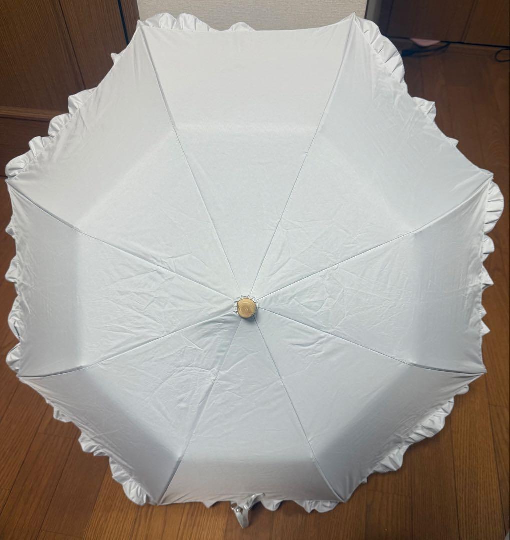 ムーンバット×友利新　フワクール　白