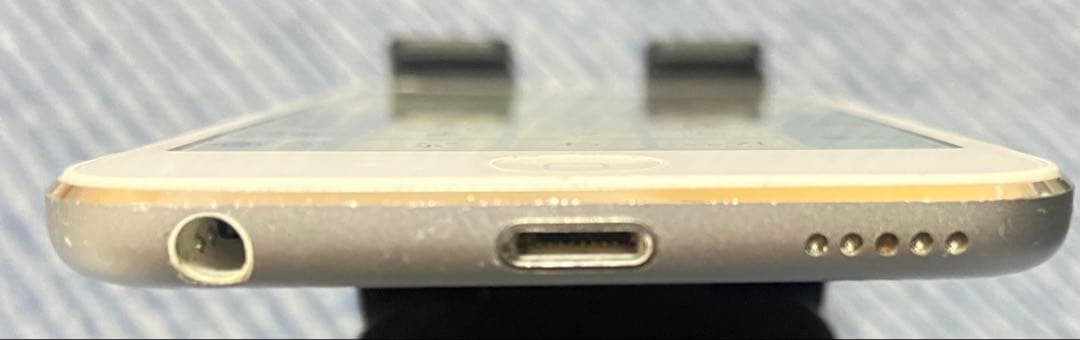 4/5までお値下げ中iPod touch 第6世代 シルバー 128GB