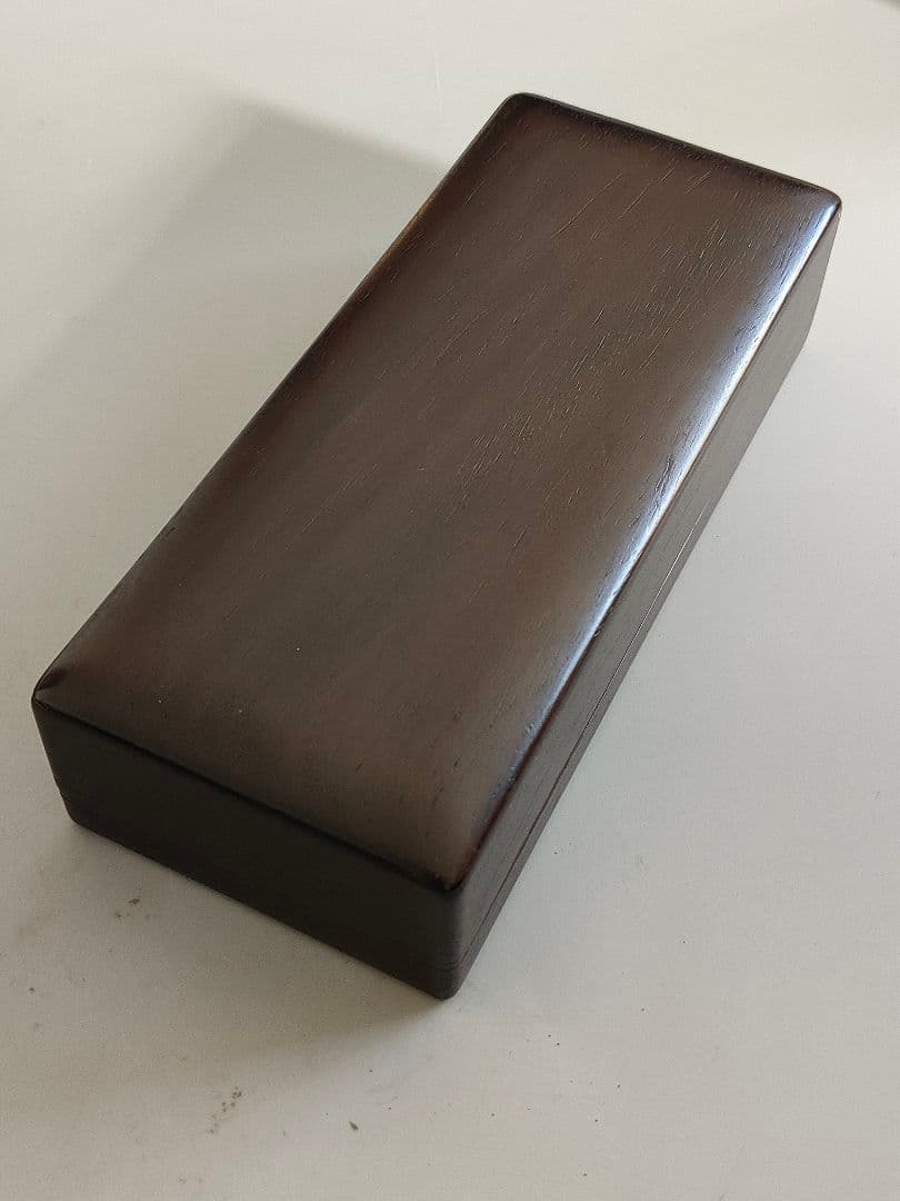 本珊瑚 翡翠玉 唐木箱付き 時代物