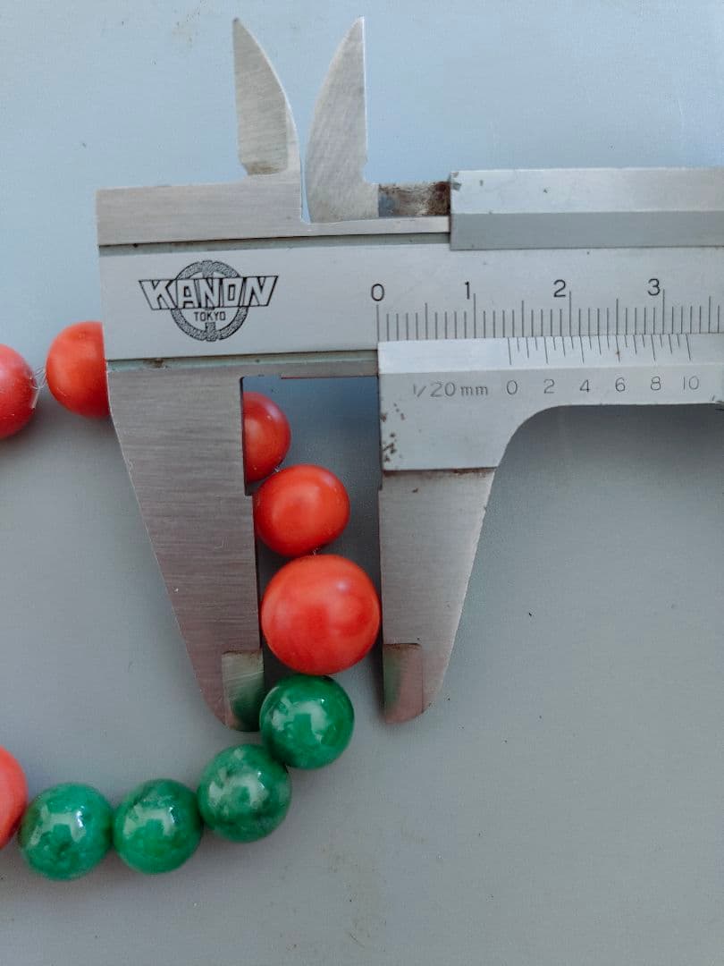 本珊瑚 翡翠玉 唐木箱付き 時代物