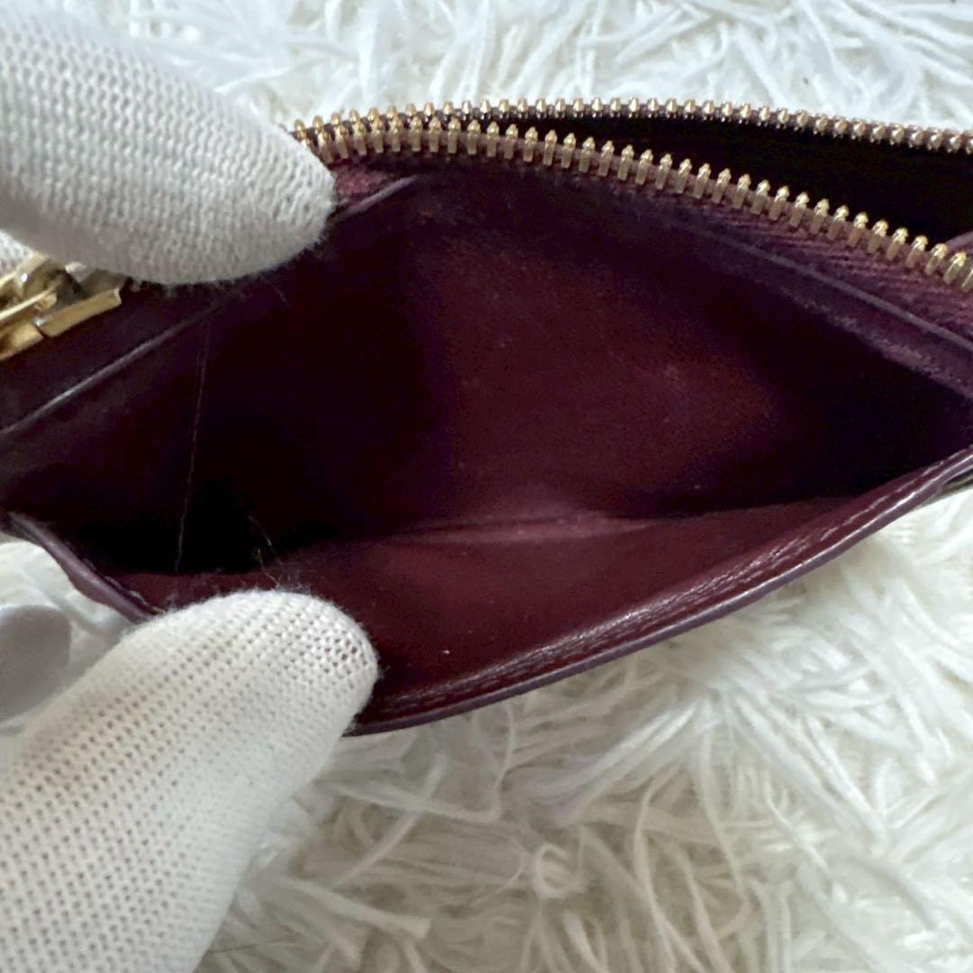 ボッテガヴェネタ　マキシ　イントレチャート ケース　レザー