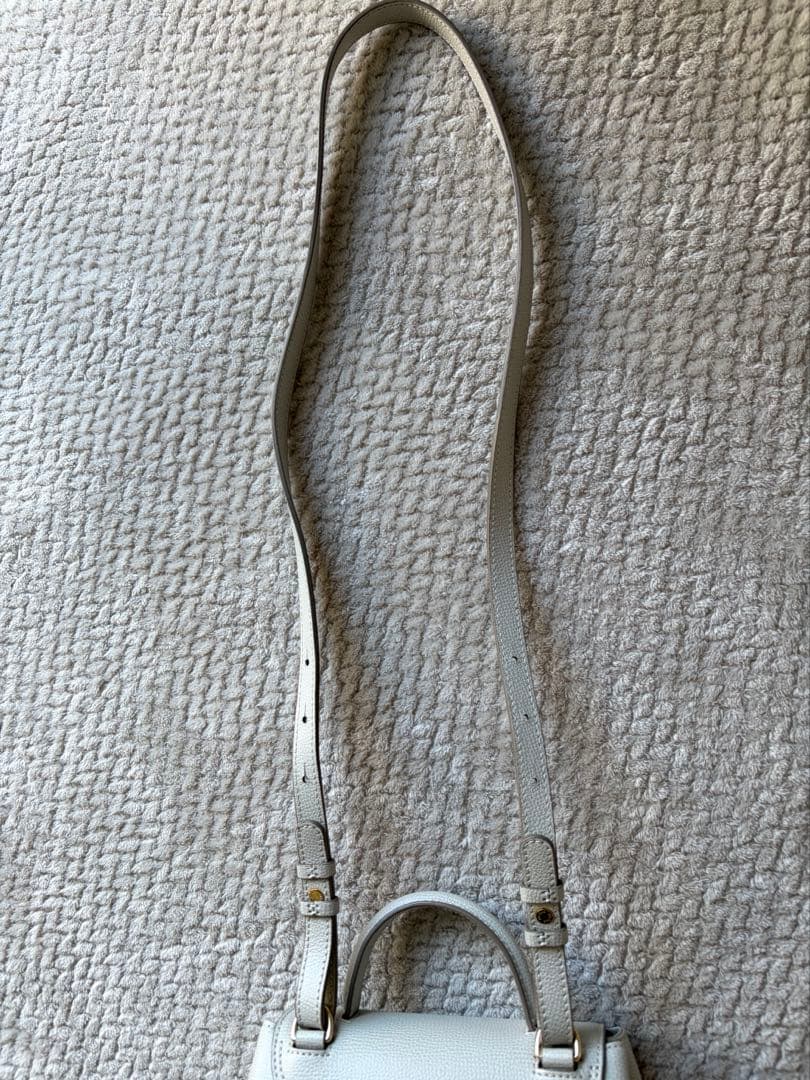 ポレーヌ　NUMÉRO UN NANO エディション チョーク テクスチャード