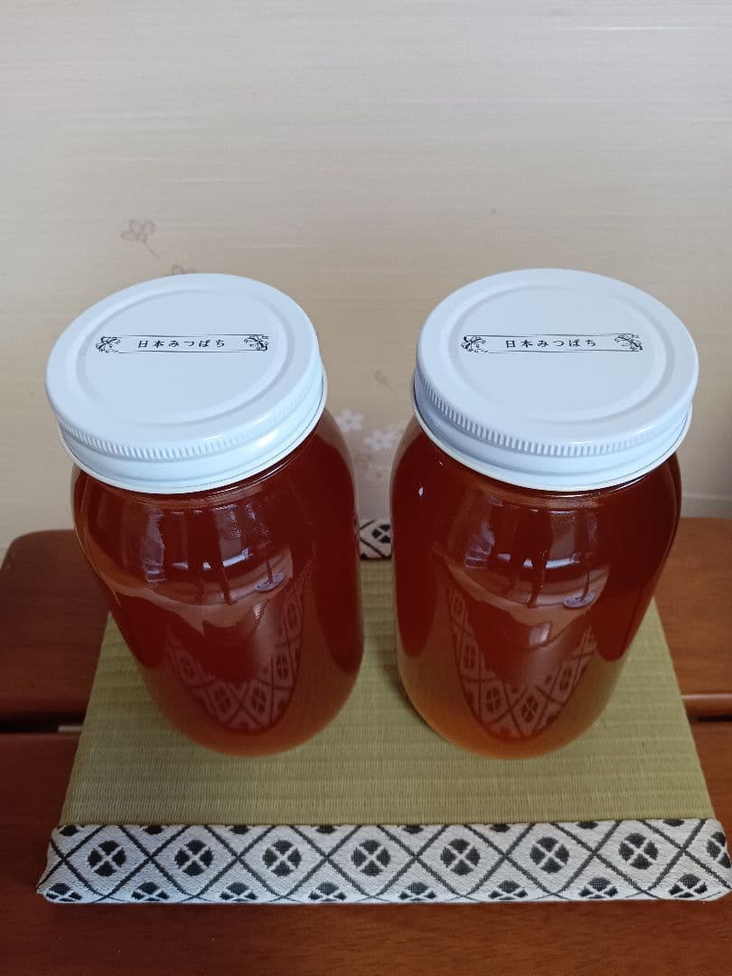 日本ミツバチ蜂蜜（1kg×2本）
