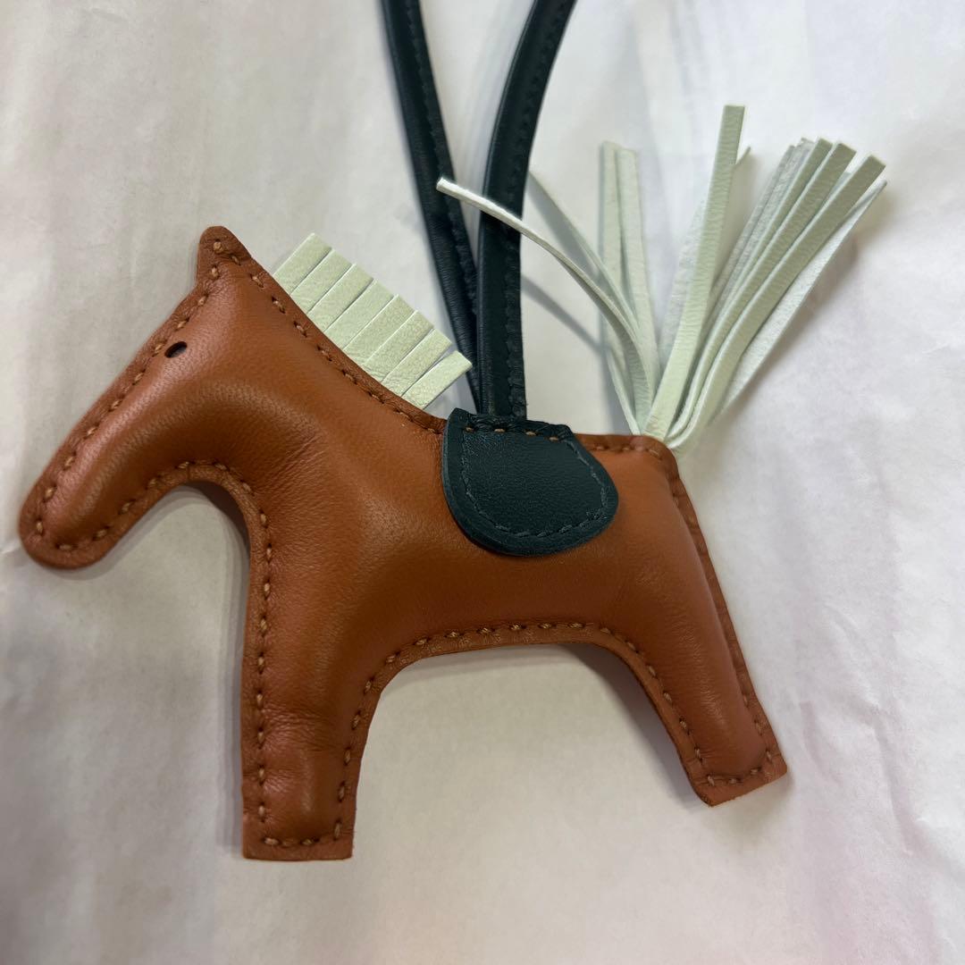 エルメス　ロデオ　ブラウン　深い緑　ホワイト　グリーン