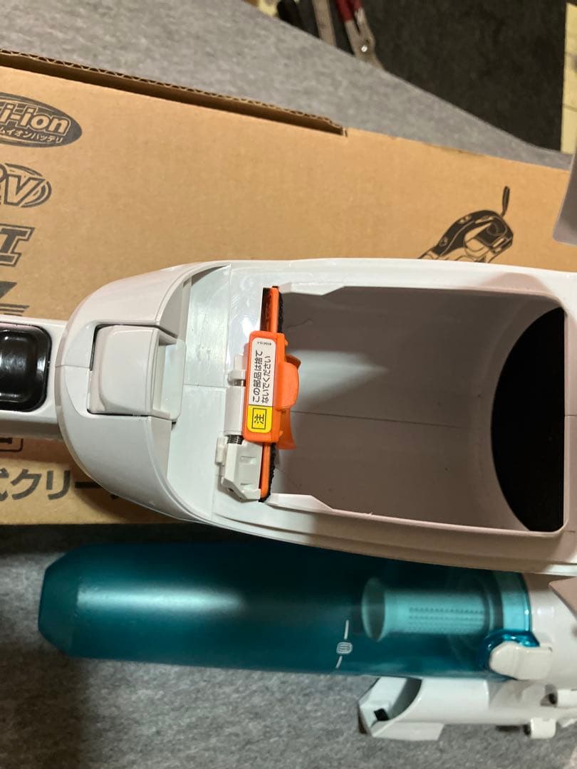 美品　Makita クリーナー CL282FDZ CW サイクロン箱、説明書付き