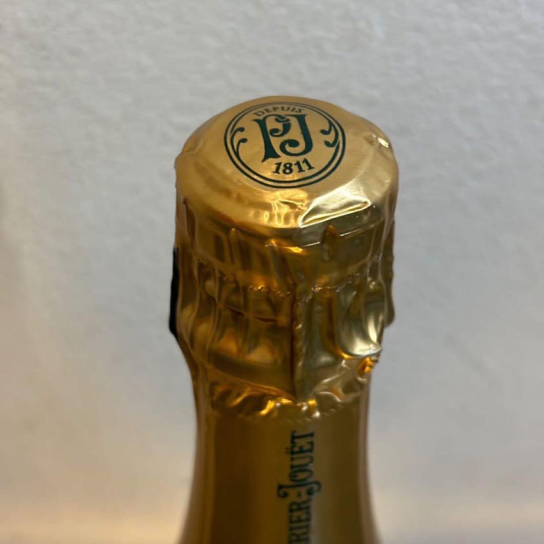 NA4685 未開栓! PERRIER JOUET ベルエポック シャンパン