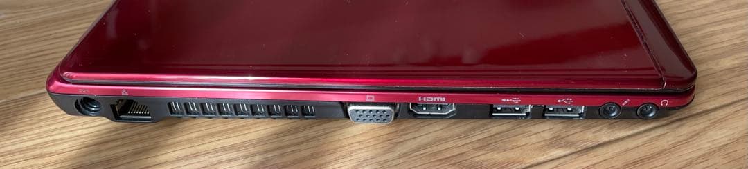 FUJITU LIFEBOOK core i3 13.3インチ