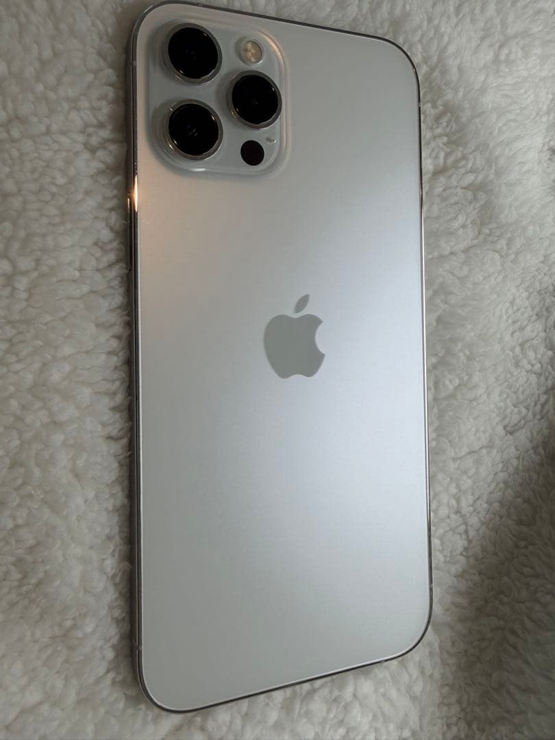 Apple iPhone 12 Pro Max シルバー 256GB