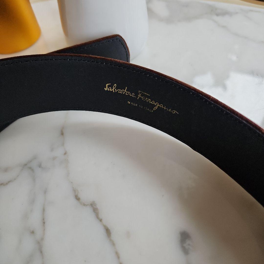 Salvatore FERRAGAMO スエード ベルト ゴールドバックル
