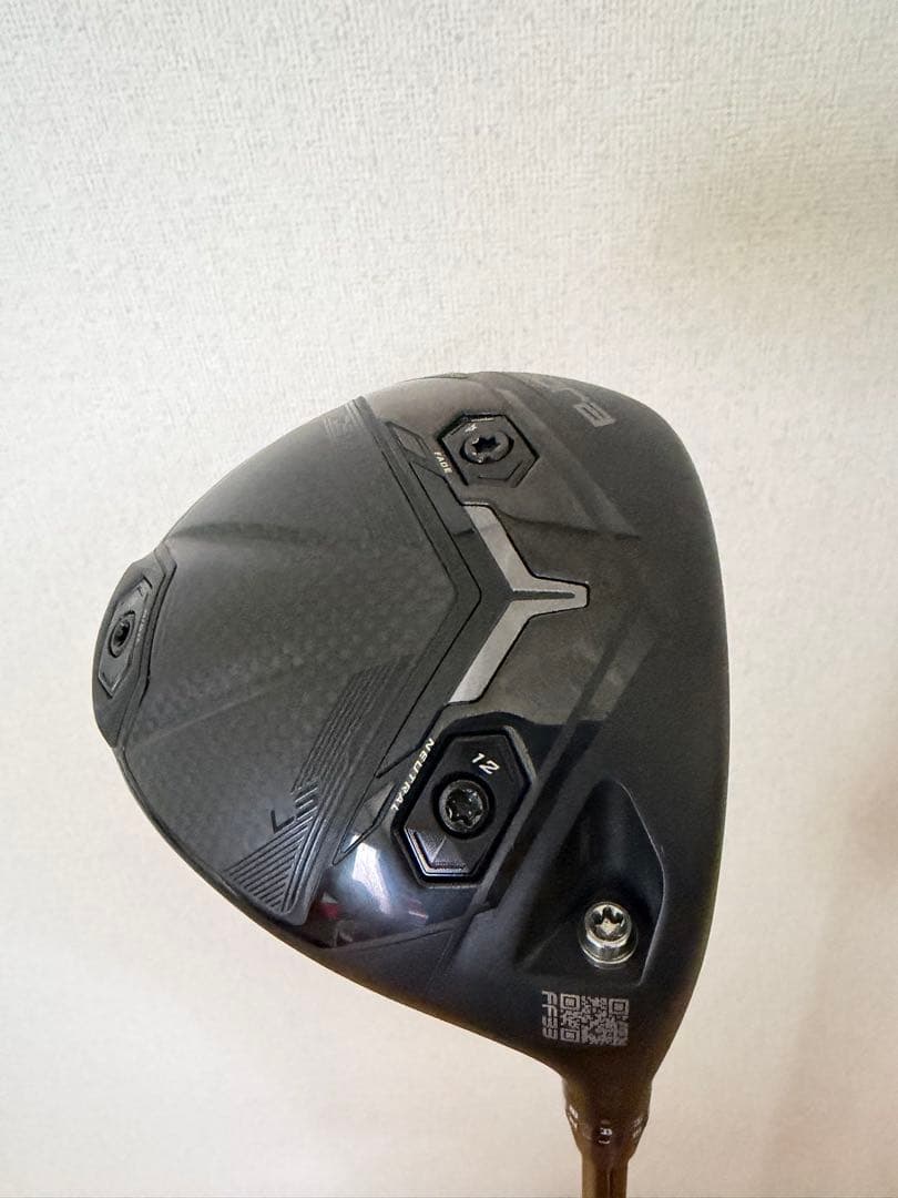 コブラ DS-adapt LS ドライバー 9° シャフト、ヘッドカバー付き