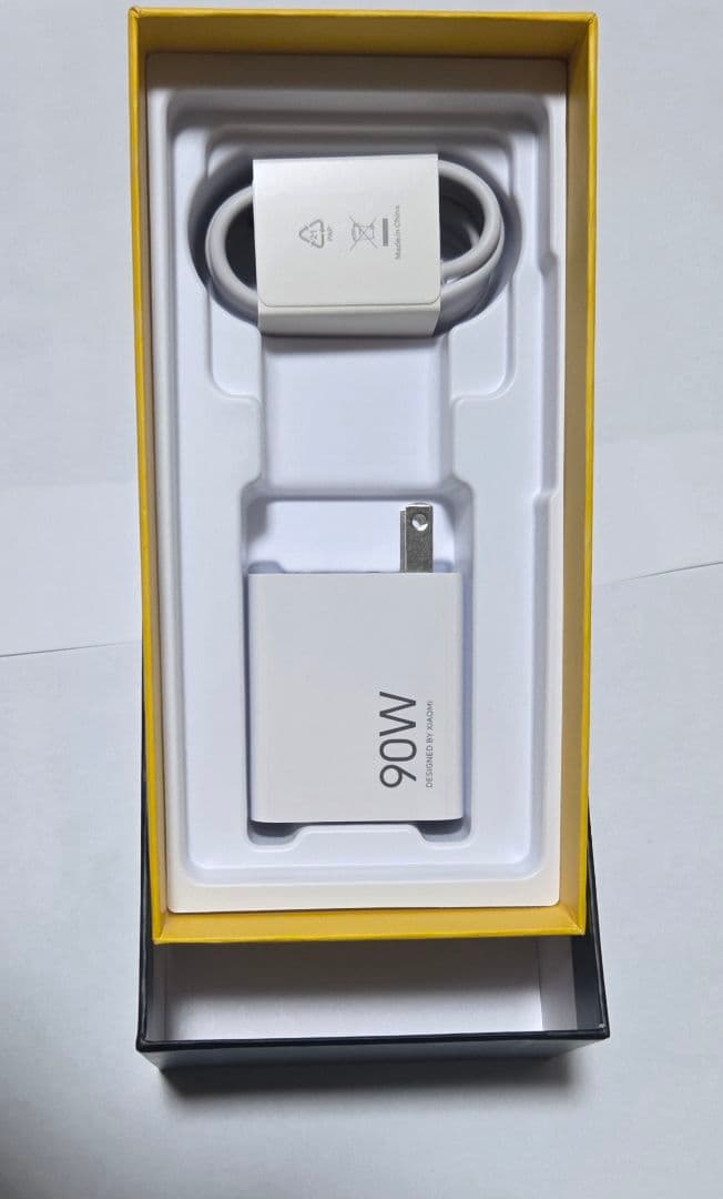 に*ま様 Xiaomi POCO F7 256GB 8GB 付属品完備 ハイパー