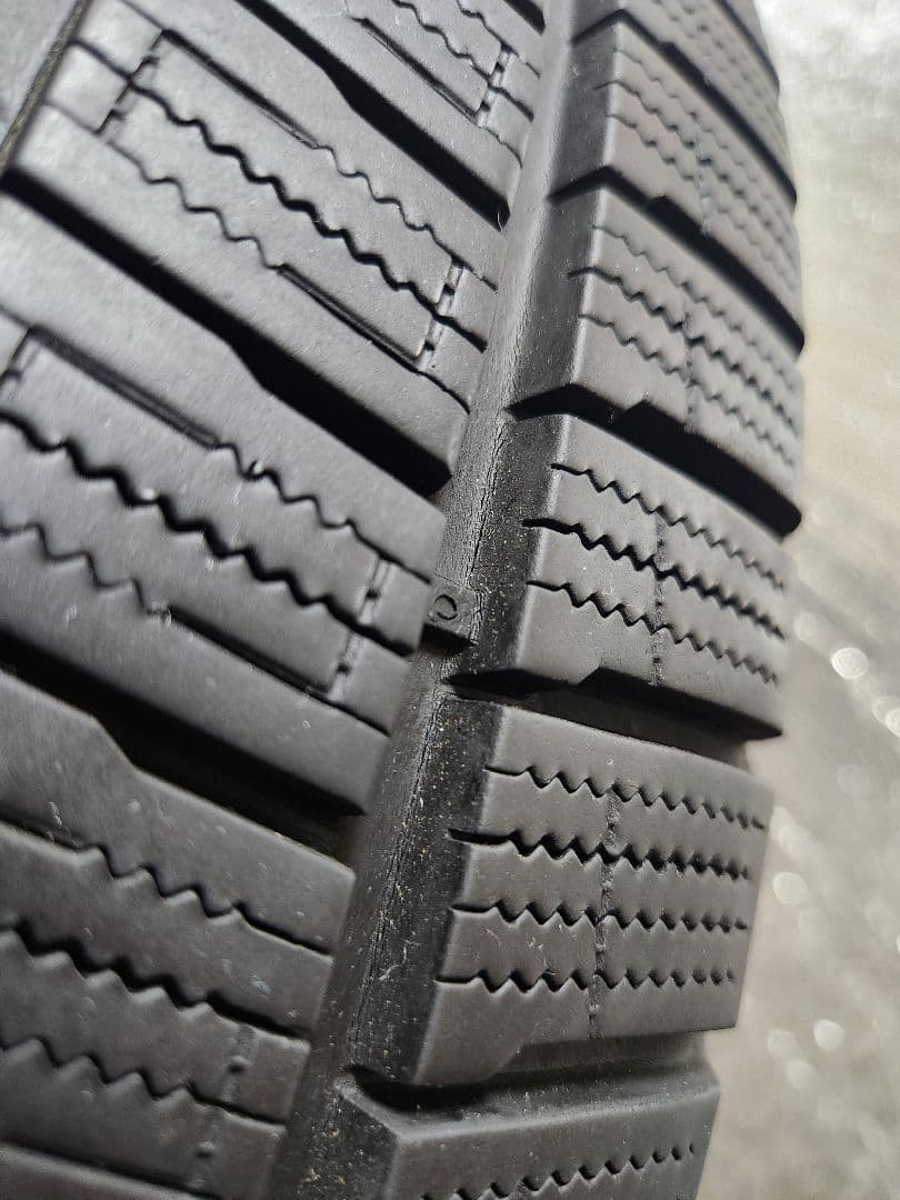 a-tsu②VOLVO XC90 19in8J+49H5ピレリスタッドレス