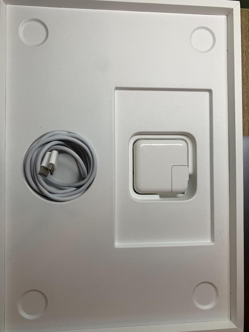 MacBook Air M1 スペースグレー 16GB / 256GB