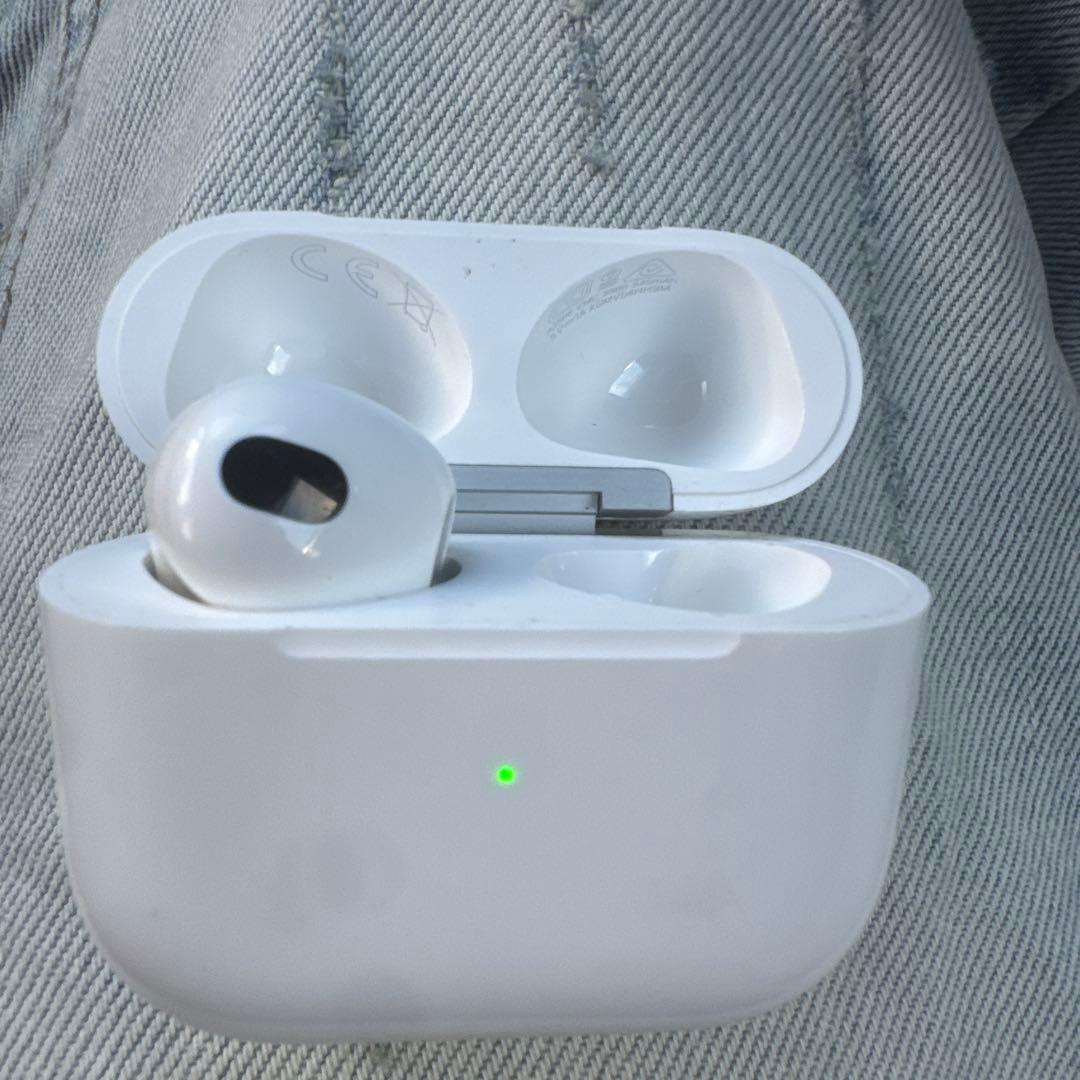 イヤホン AirPods Pro4
