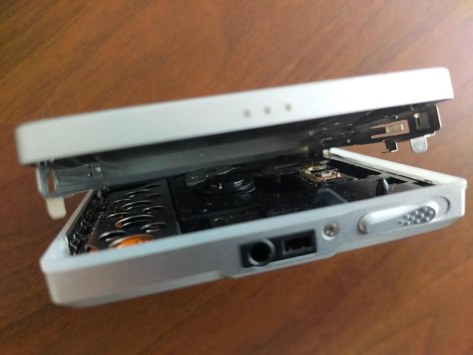 h*k様 ケンウッド ポータブルMDプレーヤー DMC-S33-D