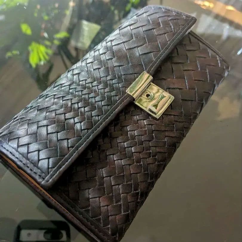 ♦️極美品♦️アイソラisora長財布 MALTAイントレチャート■大人の財布■