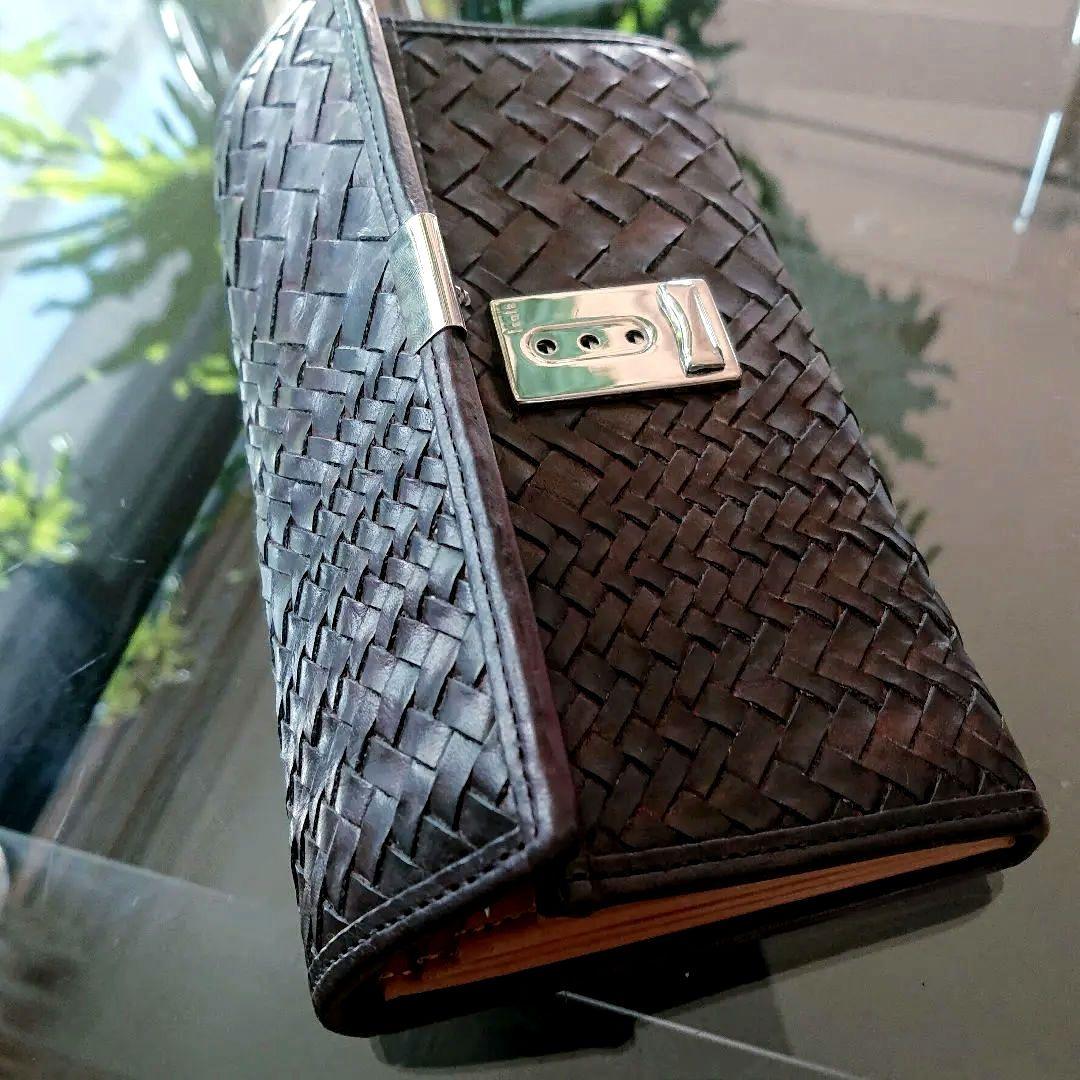 ♦️極美品♦️アイソラisora長財布 MALTAイントレチャート■大人の財布■