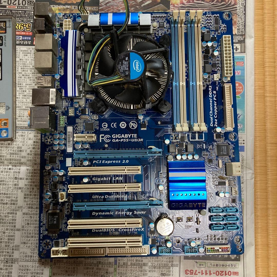 GIGABYTE GA-P55-UD3R マザーボード