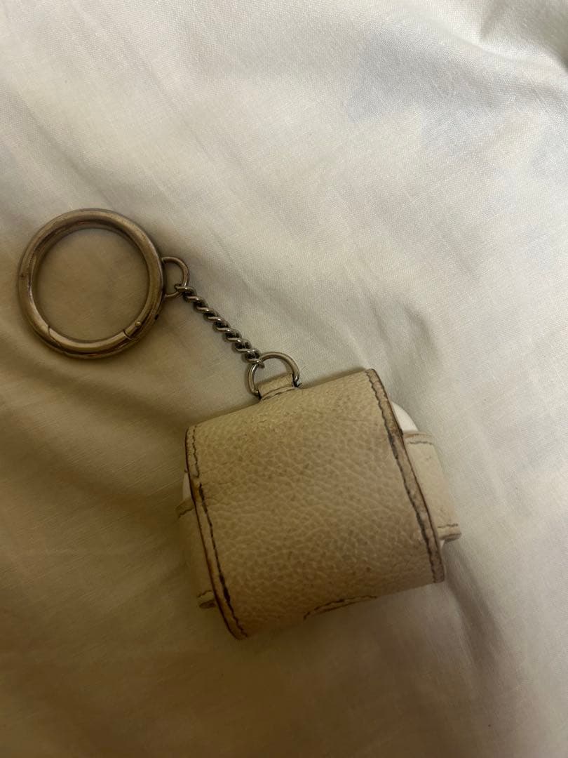 BALENCIAGA イヤホンケース ホワイト