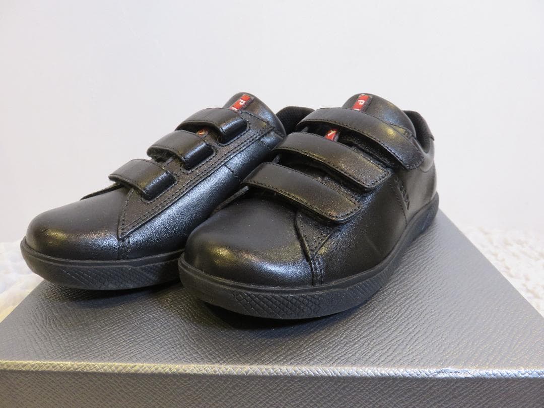 PRADAキッズスニーカーPRA-003 未使用【真夏の大感謝★大SALE！】