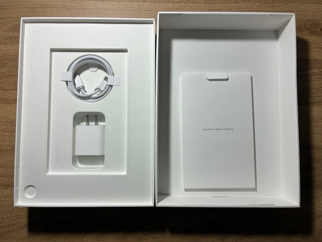 【ケース付き】iPadA16モデル128GBシルバー